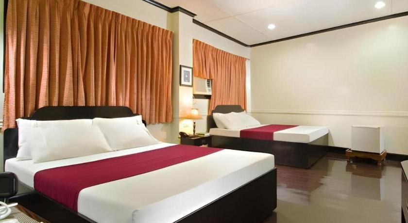 Vest Grand Suites Panglao Exterior foto