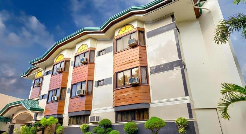Vest Grand Suites Panglao Exterior foto